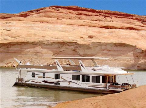 Lake Powell Houseboat Vacations | Quality Trips